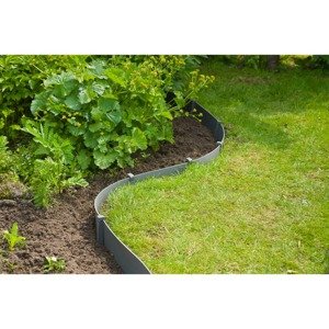 Nature Sada záhradných obrúb H15 cm x 10 m s kolíkmi sivá