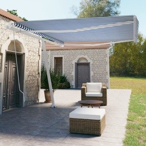 vidaXL Voľne stojaca ručne zaťahovacia markíza 450x350 cm, modrobiela