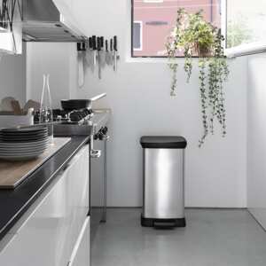 Curver Pedálový kôš Deco 50 l strieborný
